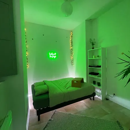 Dans Les Jardins Quarto em Acomodações Particulares