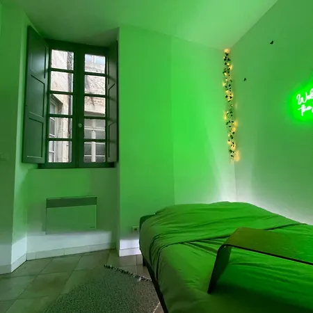 Homestay Dans Les Jardins *