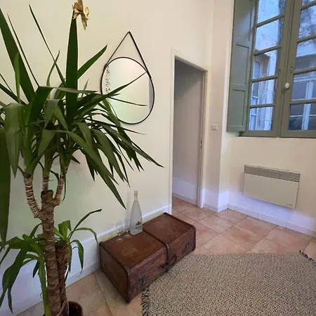 Quarto em Acomodações Particulares Dans Les Jardins Nîmes